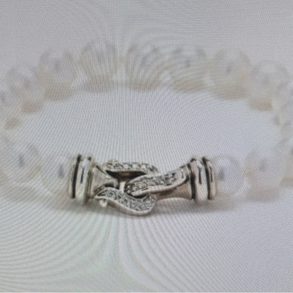David Yurman White Pearl Bracelet with Silver Clasp & Pave Diamonds